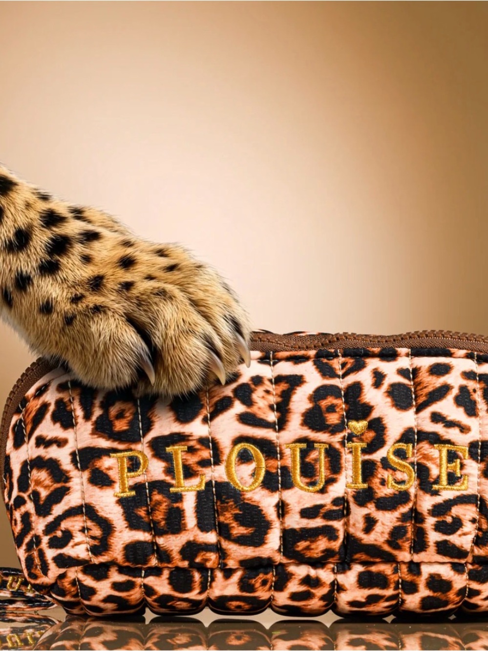 Plouise The Hot Spot Cheetah July
Budget Box Set - Brown/Gold. New. Sealed. - Picture 5 of 10